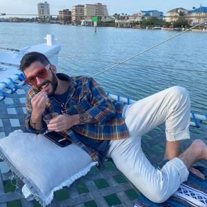 Meet your Posher, Andrew